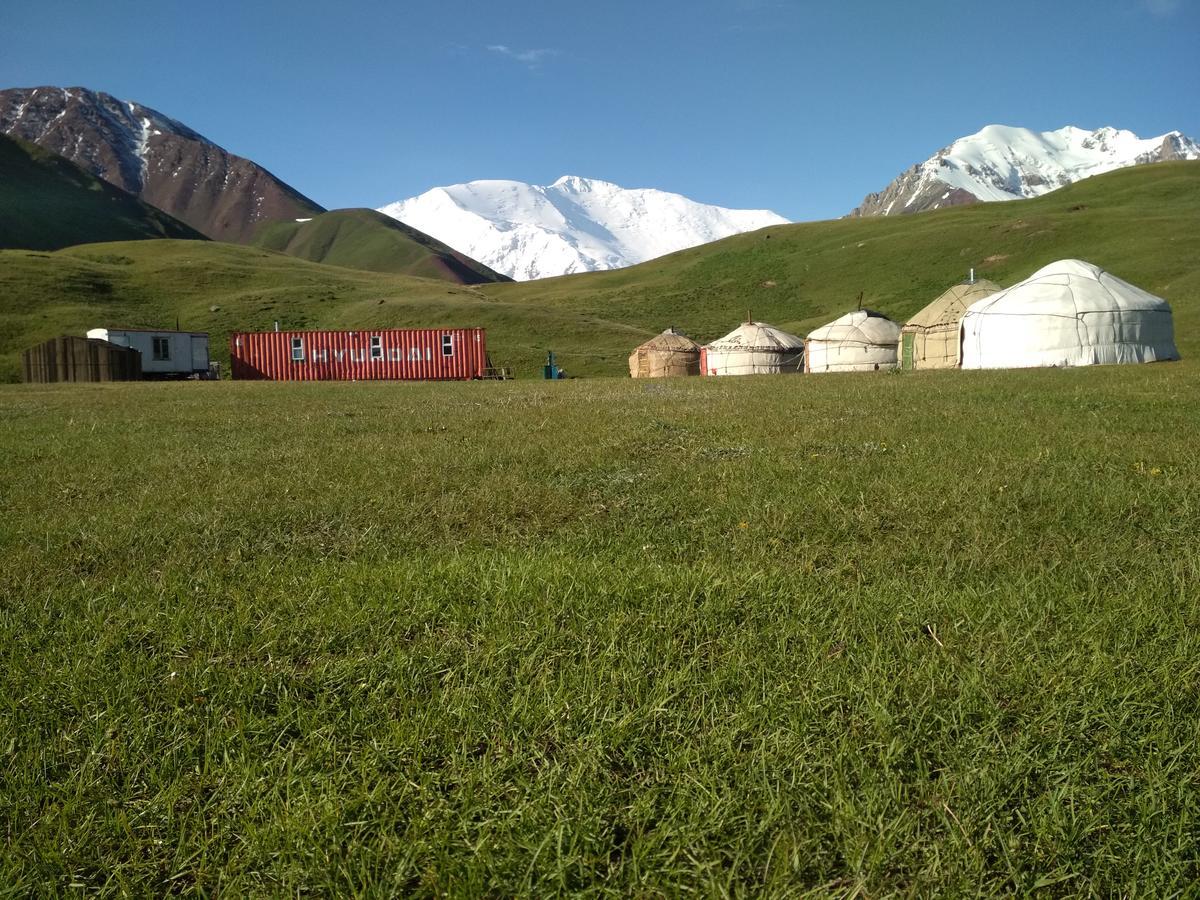 Guest House Pamir Nomad Kara-Kavak 외부 사진